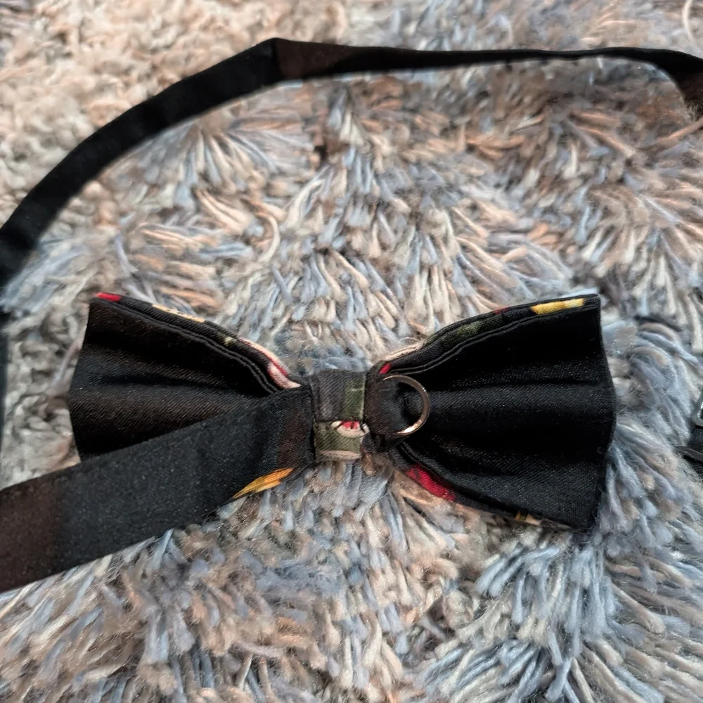 5/$20 Cocktail bowtie